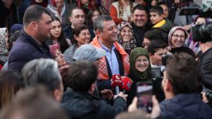 ozelden-kurultay-aciklamasi-partimiz-berbat-bir-hucum-altinda-9lbKGbhV.jpg