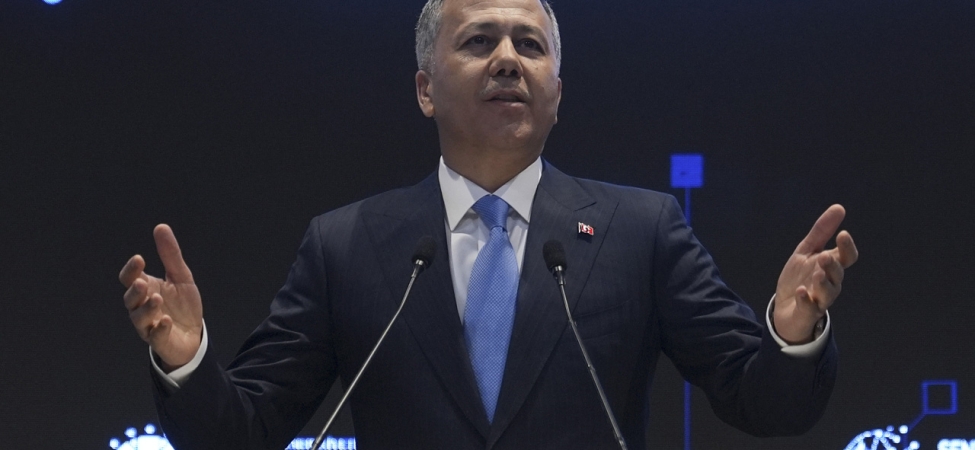 Ali Yerlikaya'dan 'siber güvenlik' uyarısı her gördüğünüzü gerçek sanmayın