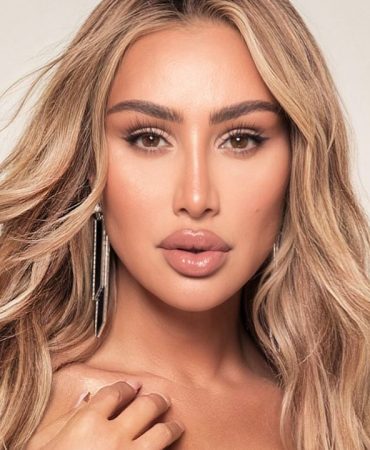Ortadoğu'nun ikonu Maya Diab İstanbul'a geliyor