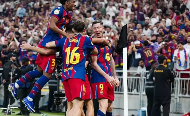 uzatmalarda-tam-3-gol-el-clasico-yu-kazanan-19451561_278_amp