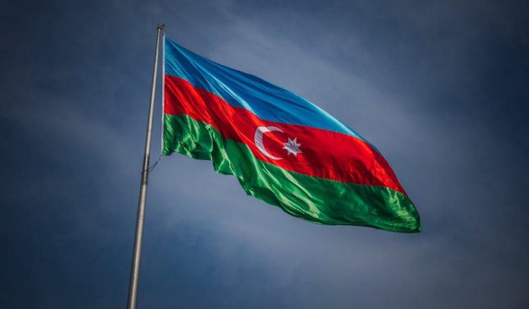 Turkiye-Azerbaycan-Iliskilerinde-Hassas-Denge-Provokasyondan-Kacinma-Cagrisi-featured