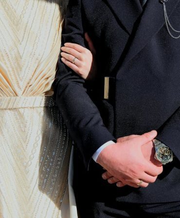 Unlu-Ciftin-Bakici-Kabusu-5-Bin-Dolarlik-Takilarla-Kayboldu-featured